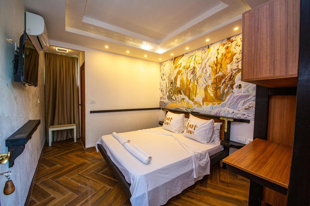 Hotel Legjenda Szkodra Zewnętrze zdjęcie