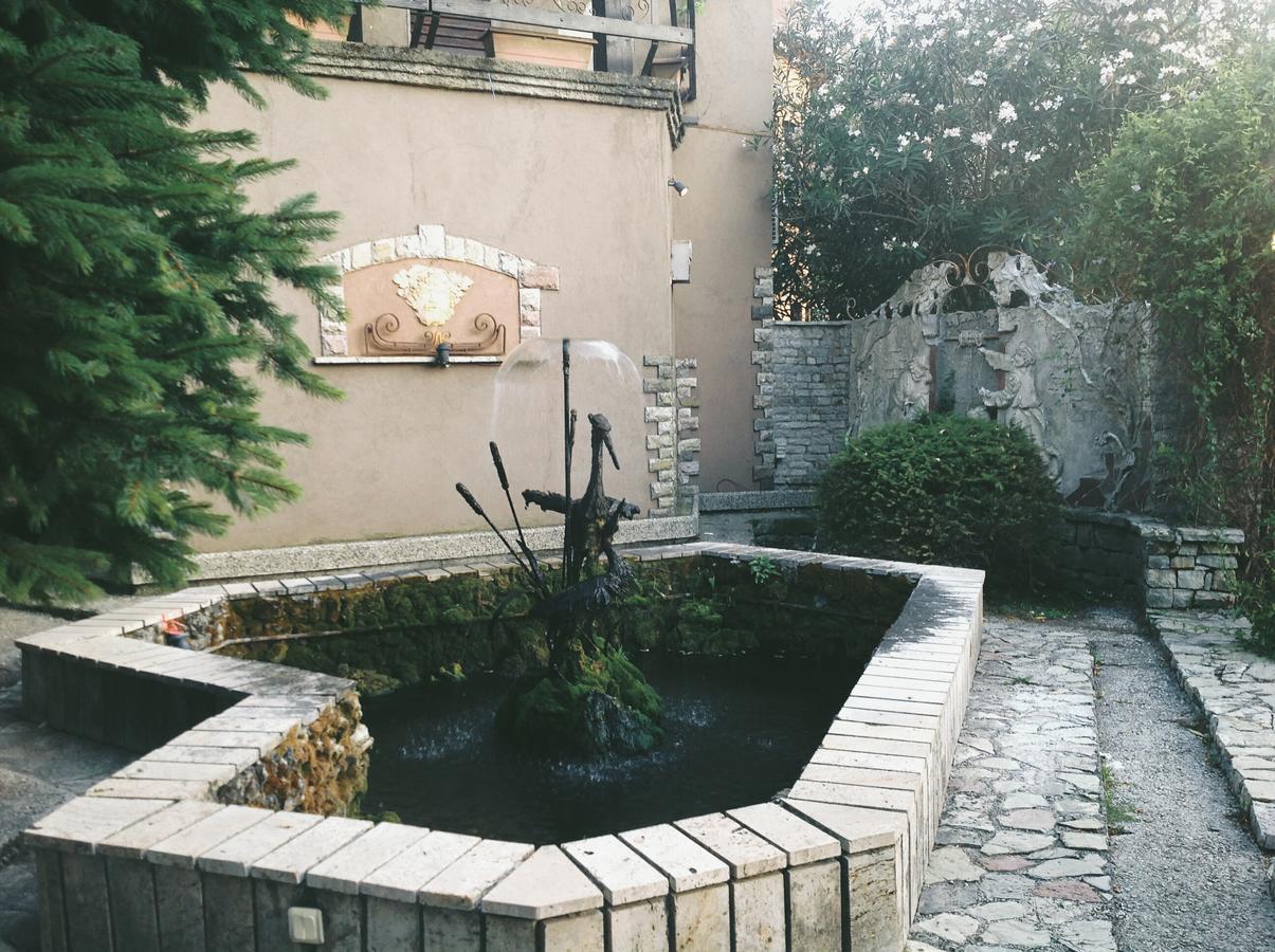 Hotel Legjenda Szkodra Zewnętrze zdjęcie